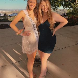 Meet your Posher, Molly